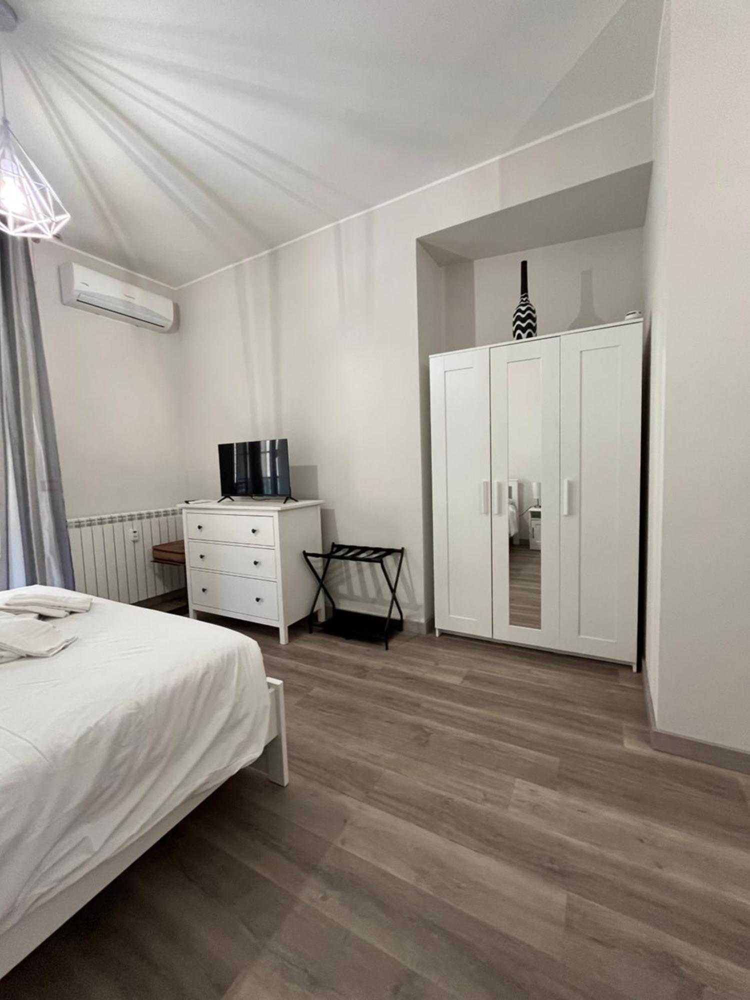 Bertora Center Apartment Генуя Экстерьер фото